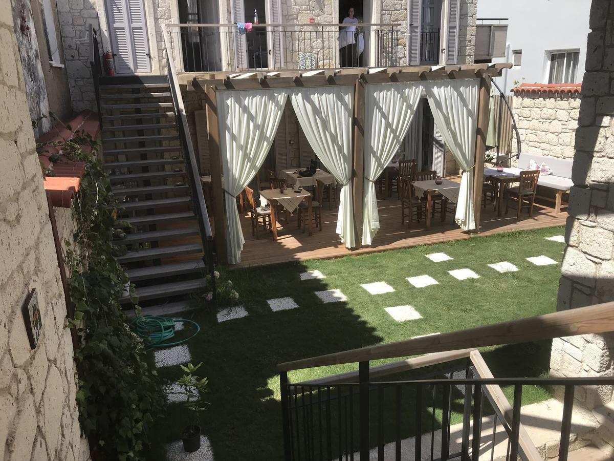 Cona Butik Otel Алачати Экстерьер фото